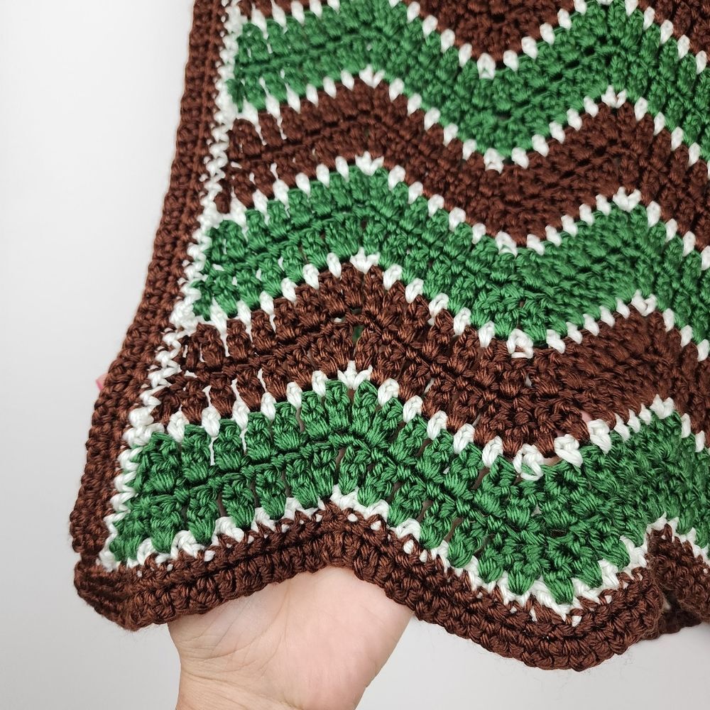 Handmade Crochet Throw Blanket Green Brown White Chevron Zigzag Scalloped Retro - Picture 6 of 16